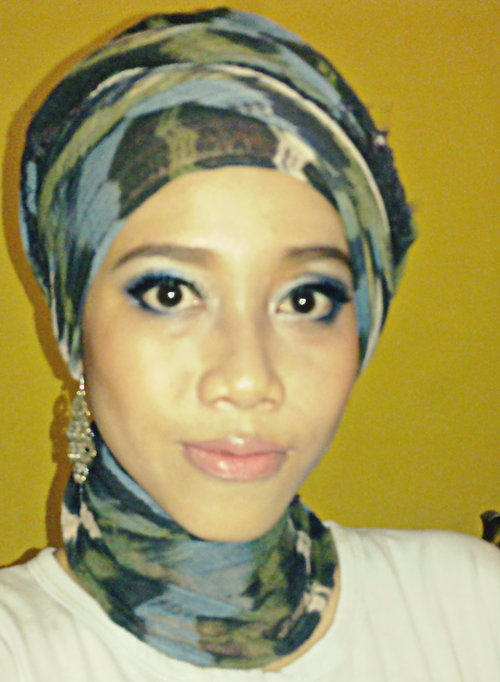 No, I'm not Hijabers Socialite.