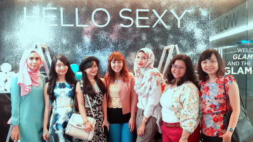 Visiting GlamGlow Studio Plaza Indonesia with Clozette's team and ambassadors
