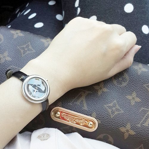 This Nina Ricci watch has been accompanying me since 2004 until now. The model is old and very simple with thin black leather strap, but i love it so much. To me this is my timeless piece 💖 
#accessories #fashion #watch #classic #simple #louisvuitton  #LV #evaclutchmonogram #ninaricci #purseboppicks #igfashion #tagsforlikes #femaledailynetwork #Clozettedaily #clozetteid #clozetteco