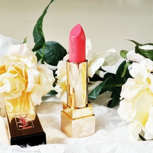 YSL Rouge Pur Couture in 52 Rosy Coral 💕💖💕💖 So happy i could get this beauty the last minute before my boarding time at Changi 😙💕 #MOTD #POTD #makeup #YSL #RosyCoral #RougePurCouture #lipstick #CSY #CheonSongYi #like #love #tagsforlikes #weheartit #statigram #webstagram #femaledaily #FDbeauty #Clozettedaily #clozetteid