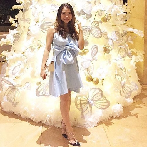 The Butterflies Christmas Tree at Mulia Hotel Bali 😍👗: @tlcshop #ootd #ootdbali #ootdindo #dress #christmastree #christmas2015 #FDbeauty #femaledailynetwork #clozette #clozetteid #clozetteco