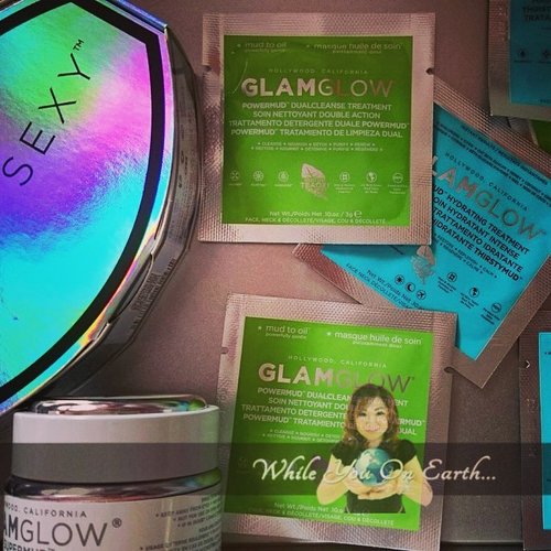 Choose your @glamglowmud mask for today :) thank you @glamglow_ind for the lovely masks . http://www.whileyouonearth.blogspot.com/2014/12/glam-glow-thirstymud-powermud-and.html #blog #bblog #id #idblog #idblogger #idbblogger #indoblogger #Indonesia #review #mask #facemask #glamglow #hydrating #clearing #cleanse #antiacne #musttry #ig #igers #igdaily #instabeauty #instadaily #clozetteID