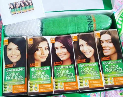 Unboxing @garnierindonesia Color Natural Creams #mythbuster #haircolor #natural #clozetteid #blogger #beautybloggerindonesia #beautyblogger