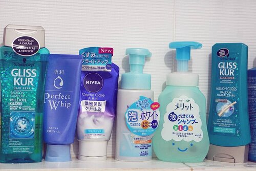 Just realizing mostly our toiletries are blue 💙#toiletries #shampoo #blue #nivea #senka #glisskur #kids #stuffs #ClozetteID #hello