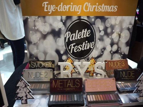 Which one is your favorite? 
Eye-doring Christmas Palette Festive with 
byscosmetics_id dan @clozetteid

Metals, Nude in many different tones, Berries, Smokey is all here 🎉🎉🎉 #Clozetteid #BYSXClozetteIDreview #BYSIndonesia #ClozetteIDReview
#makeup #beautybloggerindonesia #bbloger #clozetteid #event #beautyblogger #iLoveBYS #bysatcentralpark