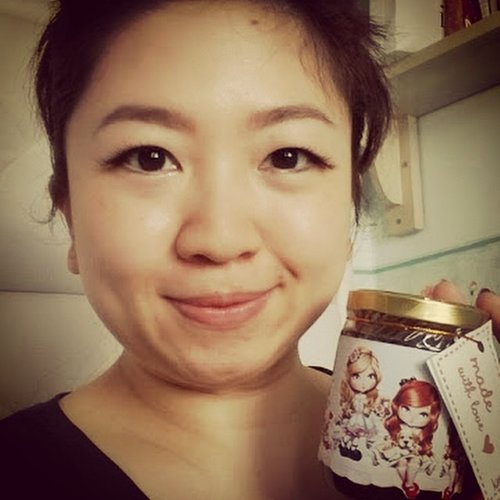An all natural wax by @kanarihime with irresistible dark choco and vanilla oil. http://www.whileyouonearth.blogspot.com/2014/11/kanari-hime-dark-choco-vanilla-oil.html #sugarwax #wax #natural #cute #id #idblog #idblogger #bblogger #bbloggerid #bblog #beauty #beautybloggerindo #beautyblogger #igers #ig #igdaily #igbeauty #instadaily #instabeauty #clozetteID
