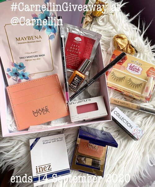 #CarnellinGA 
Paket hadiah 2

Paket Pink
- Maybena Mask
- card holder Makeover
- Barry M Nail Polish
- Lakme Eyeliner
- Lakme Eyebrow Pencil
- Shu Uemura Blush
- Blink Charm eyelashes
- Collection Lip Color
- L’Oreal True Match Concealer
- inez Blush

1. Follow @Carnellin
2. Repost dengan hashtag #CarnellinGiveaway boleh di igstory (harus di highlight) boleh di ig post. Dilarang tag @Carnellin. Cukup hashtag wajib.
3. Komen di post ini, kenapa kamu mauuu banget menangin dan tag dua teman kamu (real account, bukan brand dan bukan spam). 
4. #giveaway berakhir tanggal 14 September 2020 dan pemenang dipilih random +/- 7 hari, lalu diumumkan di IG story @carnellin dengan di tag (24 jam). 
5. Pemenang bayar ongkir hadiah. 
6. Boleh komen dan like postingan aku yang lain. 
7. 1 akun boleh komen maksimal 3x dengan tag teman-teman yang berbeda. 
8. Boleh ikutan Paket Hadiah 1 dan 3 (di postingan lain), namun pemenang hanya boleh dapat 1 paket hadiah. 
9. Be kind and be nice to each other ya dalam mengikuti giveaway ini 😊 let’s spread positivity. 
10. Semoga beruntung. 

Psst..Rajin-rajin baca igstory aku ya, jika ada info lebih lanjut atau pertanyaan biasanya aku jawab di igstory juga. 

#hadiah #igdaily #clozetteID #instadaily #igers #beauty #skincare #beautygifts #beautyproducts #beautygiveaway #makeup #shuuemura #inez #barrymcosmetics #maybena #lakme #lorealparis #blinkcharm #eyelashes