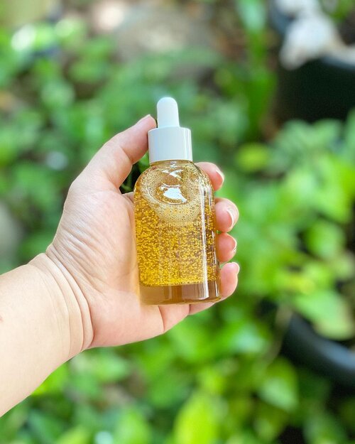 @abib.global Luminous Serum

Gegara sering lihat seliweran di IG dan FB akhirnya beli juga 😁

@shopee_id untuk urusan ongkir dari luar negeri sih seng ada lawan, Rp.12rb flat. 

Baca-baca brand descriptionsnya it seems like a great products so sooooon I’ll be using it and give reviews. 

#serum #igbeauty #instabeauty #skincare #abib #kbeauty #koreanbeauty #vitality #skinserum #skincareroutine #clozetteID #shopee #shopping #1212 #sale #promotion #beauty #cantik #potd #photoshoot #antiaging #skinvitamins