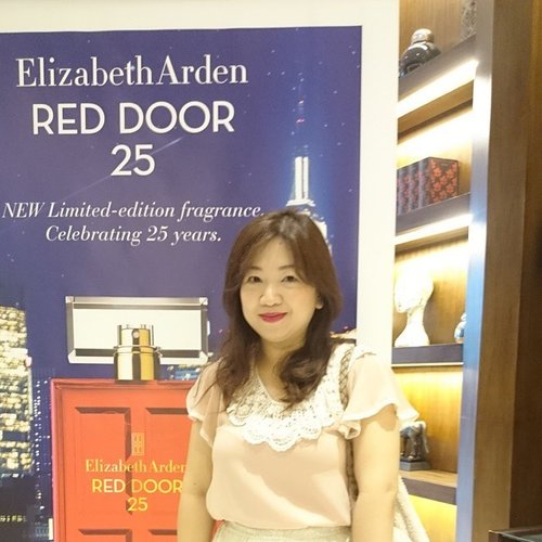 @elizabetharden 25 years celebration 
#elizabetharden #makeup #perfume #fragrance #reddoor #clozetteid #event #edt #bloggertakepic #beautyblogger