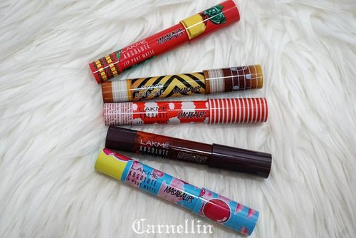 A new blogpost for @lakmemakeup 
Their chubby lippies are matte, easily used and easily loved too. Read the full review here:

http://whileyouonearth.blogspot.com/2018/05/lakme-absolute-lip-pout-matte-masaba.html

#lakme #MatteLips  #makeup #Clozetteid #cosmetic #beauty #lakmemakeup #chubbylips #masabalips #trend #masaba
