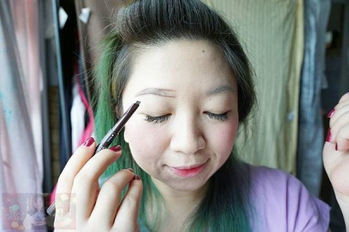 #EtudeHouse Drawing Eye Brow from @koreabuys.

We can't seriously go out without a pair. 
http://whileyouonearth.blogspot.co.id/2016/05/etude-house-drawing-eye-brow.html?m=1

#koreabuys #brows #ClozetteID #BeautyBlogger #beautybloggerindonesia #makeup #look