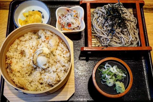 Last dinner in Rusutsu area, steamed #abalone rice with cold #soba.

Oh how could I explained how good the rice is, it was so #succulant, chewy, with #umami flavour all over the mouth. 
The side dishes was just right. #Refreshing and cleaning the palate, I was in love with them. 
#rusutsu #Japanfood #hokkaido #summervacation #Japan #travel #foodies #ClozetteID #yums #recommended #delicious #musttry