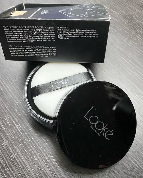 Setelah beberapa bulan tidak menyentuh blog, aku kembali dengan review untuk @lookecosmetics Freya Loose Powder dan Gaia Lip Creme yang bisa dengan mudahnya aku rekomendasi. Review available at https://whileyouonearth.blogspot.com/2020/07/looke-cosmetics-loose-powder-dan-lip.html?m=1Udah pernah cobain belum? #lookecosmetics #beautyreview #makeup #motd #lotd #ootd #lookoftheday #makeuptoday #igdaily #igers #instadaily #instabeauty #loosepowder #lipcream #mattelips #love #clozetteID #beautyreview #bblogger #beautybloggerIndonesia #Beautyblogger