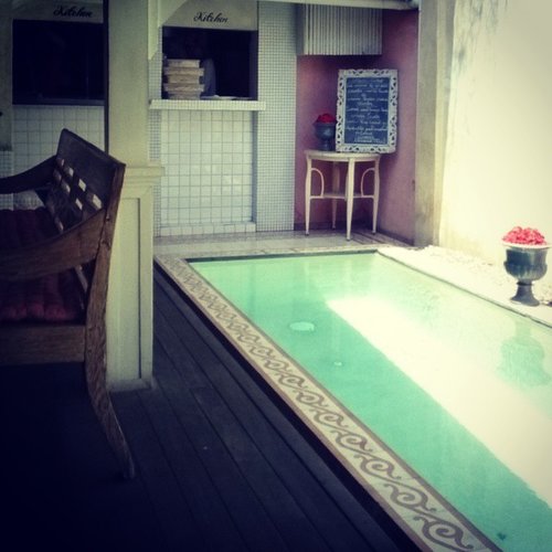 An Oasis inside Cafe Bali. #seminyak #travel #traveling #Bali #id #Indonesia #instadaily #pool #relax #chill #vacation #cafe #atmosphere #beautiful #lovelife #love #recommended #mustvisit #clozetteID