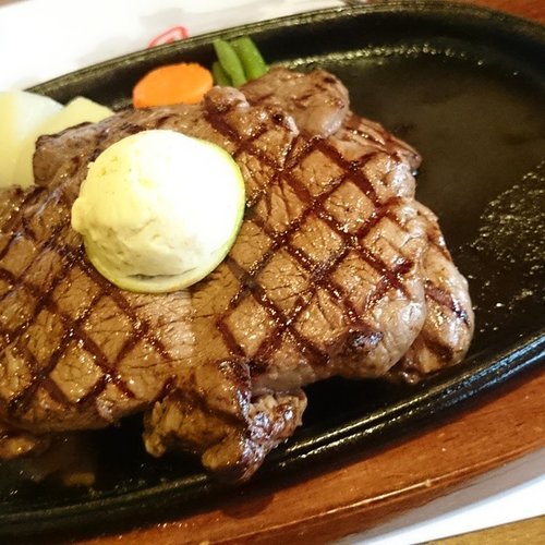@matsuzaka_steakhouse at PIK

#clozetteID #foodporn #steak #yums #dailydoseofiron