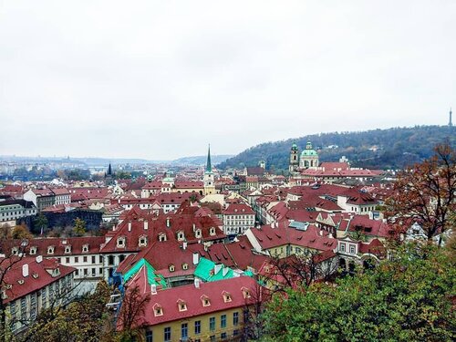 View from above.

Slightly above 😁

#munich #germany🇩🇪 #wanderlust #travel #hello #traveldiary #letsgo #traveling #beauty #viewfromabove #citylife #germany #ClozetteID #love #life #live