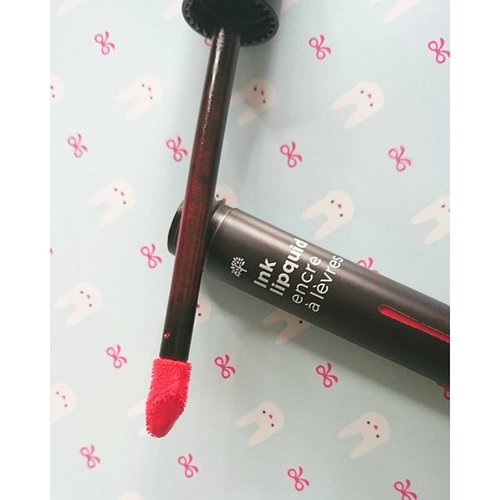 @thefaceshopid Ink Lipquid in RD02

http://whileyouonearth.blogspot.com/2015/09/the-face-shop-ink-lipquid.html

#thefaceshop #Lipquid #red #lipstick #liquidlipstick #clozetteid #beautyblogger #review