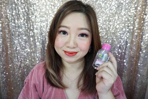 Pembersih mini dari @garnierindonesia, bisa gak sih bersihin semua?

Review at:

https://whileyouonearth.blogspot.com/2019/04/muka-bersih-banget-dengan-garnier.html

#Garnier #micellarwater #cleanface #cleanskin #love #beauty #ClozetteID #review #pink #mini #makeupofteday #potd #picoftheday #bblogger