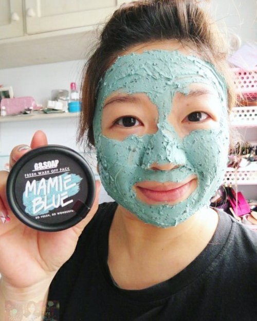 Review on Mamie Blue I got from @altheakorea 
http://whileyouonearth.blogspot.com/2016/04/mamie-blue.html

#AltheaID #mamieblue #Korea #skincare #mask #BeautyBlogger #beautybloggerindonesia #clozetteid