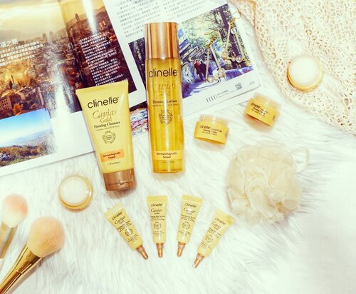 Black Gold Caviar, 24k Nano Gold, dan Plant Phyto Gold adalah 3 kandungan istimewa dalam @clinelleid Caviar Gold. Kamu sudah cobain belum?Aku pribadi ngefans sama Firming Eye Serum nya yang seperti gel dengan gold flakes. Pelembab dan Firming Lotion nya juga lembut di kulit._________#beauty #carnellinstyle #love #HTCIDxClinelleCaviarGold #clinelleID #ClinelleCaviarGold  #HomeTesterClub  #photooftheday #photography #lookoftheday #flatlay @myclinelle @clinellesg #lookbook #style #igbeauty #ClozetteID#skincare  #firming #firmskin #gold