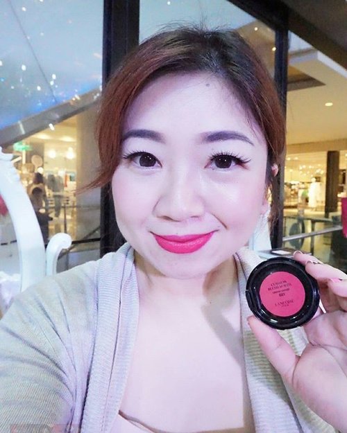 Using Cushion Blush Subtil number 23.Sukaaaa banget sama shade ini. Pink cantikkkk #ClozetteID #BeautyBlogger #beautybloggerindonesia #cafelancome #DareTheRose #lancome #Blush #cushionblush