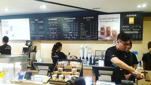 Get to know those people behind your daily coffee

http://whileyouonearth.blogspot.com/2015/12/caribou-coffee.html

#coffee #clozetteid #blogger #cariboucoffee