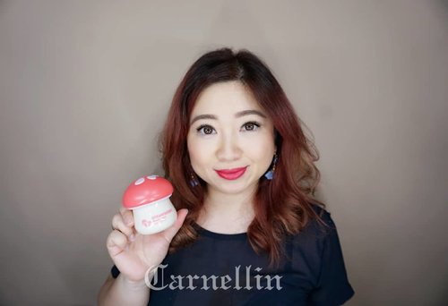 Review on @tonymoly.official Magic Food Strawberry Mushroom Sugar Scrub....that taste sweeeeet 😍

http://whileyouonearth.blogspot.com/2018/01/tony-moly-magic-food-strawberry.html

#scrub #tonymoly #love #sugarscrub #strawberry #review #clozetteid #bblogger #beautyblogger #beautybloggerindonesia
