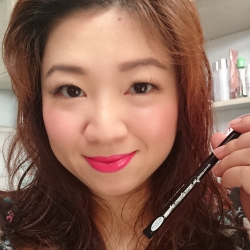 With my new favorite eyeliner from #Kjinco Tokyo. Full details on www.kjinco.com.
💦waterproof
❤ super long lasting.

Base makeup using @3concepteyes
Glossing Waterful Foundation 
#clozetteid #clozette #beauty #eyeliner #waterproof #blackeyeliner #makeup #motd @clozetteid