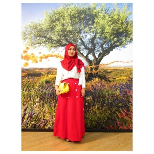 Happy Independence day Indonesia, I'm pround to be Indonesian #Clozetteid #MerahPutih #ootd #red #white #instadaily #instabeauty #beautyblogger #indonesianbeautyblogger #independeceday