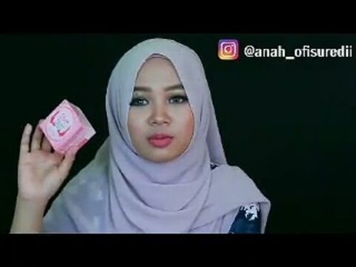 August fav video has uploaded in my youtube chanel [link on my bio🙆]Talking about oval brush, serum, face mask, eyeshadow palette, oitment for blistered skin and best softlens ever!................#indobeautygram #augustfav #makeupvideo #beautyvlogger #beautyblogger #makeupaddict #antipodes #lorac #geosoftlens #lamicabeauty #ovalbrush #hijabblogger #clozetteid #ofisuredii