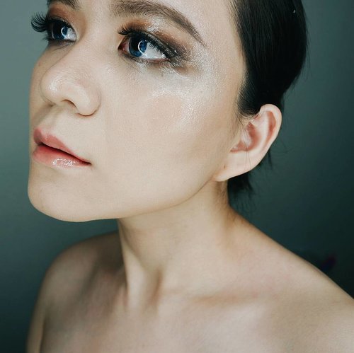 Been wanting to try "editorial" glossy look for a while.. what do you think?

#clozetteid #ggrep #clozetteco #starclozetter #vsco #vscocam #vscoid #jktgo #selfie #selca #makeup #instabeauty #instamakeup #fdbeauty #indonesianbeautyblogger #bloggerjakarta #editoriallook #glossymakeup #vegasnay #makeuptalk #wakeupandmakeup #blendthatshit