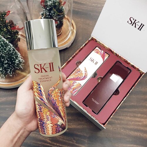 Beautiful set to achieve beautiful skin. .
.
.
SK-II FTE limited edition Suminagashi festive set, available in all SK-II counters (while the stock lasts).
.
.
#SKIIgifts #changedestiny #SKII #clozetteid #clozetteidxskiisby