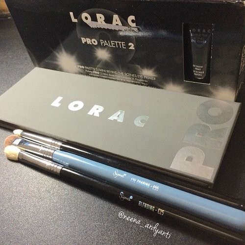 Loveee my lorac pro palette 2.. 💕 #lorac #loraccosmetic #loracpropalette #makeup #makeupaddict #clozetteid #beautyhaul #sigmabrush #Phonto