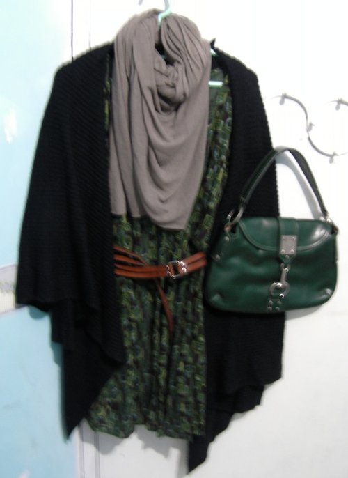 Forever21 Dress n Belt - H&M Oversize Sweater - X SML Scarf - Green Mango Bag