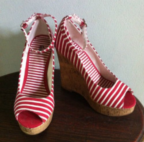 Red Stripes Wedges - very pretty