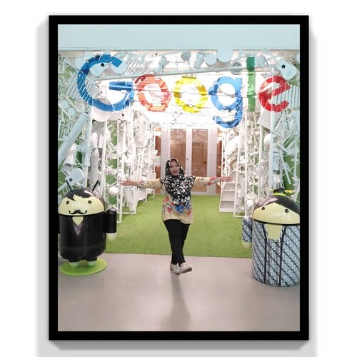 💥 GOOGLE💥

Meski sudah pernah main ke kantor Google bukan berarti mudah untuk bertengger di halaman muda Google .
.

Eaaa,, yang lagi pusing optimalisasi SEO tapi ternyata ga tembus halaman muda Google lagi curhat 😅😅😅 .
.

Yang penting bergaya dulu di depan sini deh 😃😃😃 #PageOneGoogle
#ClozetteID
#OOTD
#OOTD #WORK
#OOTD #CASUAL