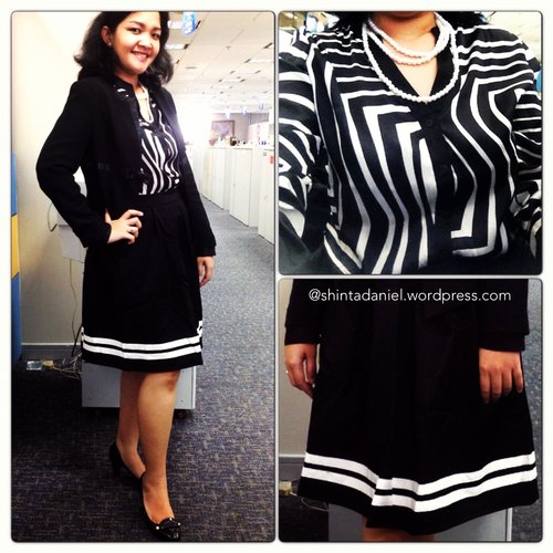 Black & white combination for office outfit