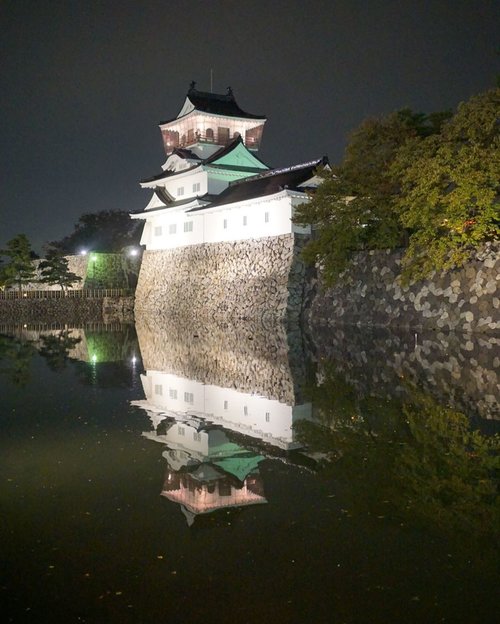 You can’t avoid to visit a castle in Japan.
.
.
.
.
.
#castle #japancastle #toyamacastle #japan #wheninjapan #reflection #travel #travelgram #instatravel #nightphotography #sonyalpha #sonyforher #whpreflections #clozetteid