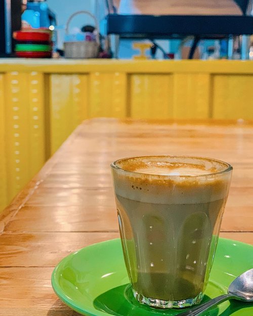 Coffee. Because adulting is hard, especially on Monday. 💆🏻‍♀️.....#coffee #caffeine #latte #art #monday #mondaymotivation #instacoffee #instadaily #shotoniphone #iphonexs #clozetteid