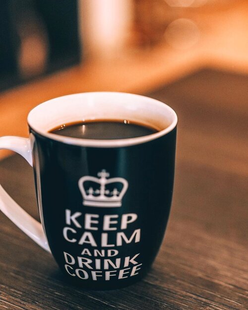 And make plans. Oh hello, Sunday......#coffee #sunday #blackcoffee #caffeine #addiction #morningroutine #morningcoffee #plan #revenge #truth #whpcoffee #hurt #whp #lightroompresets #clozetteid