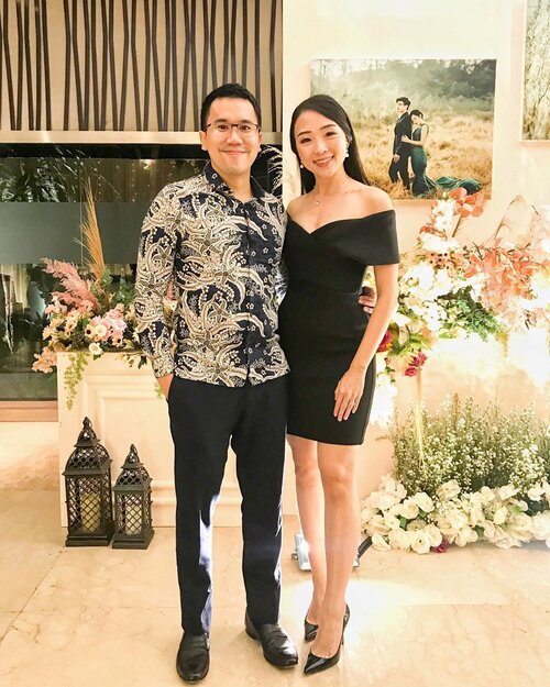 Attended wedding for the first time, after our wedding ❤️ #weddingguest #doublewoot #doublewootootd #instawedding #clozetteid