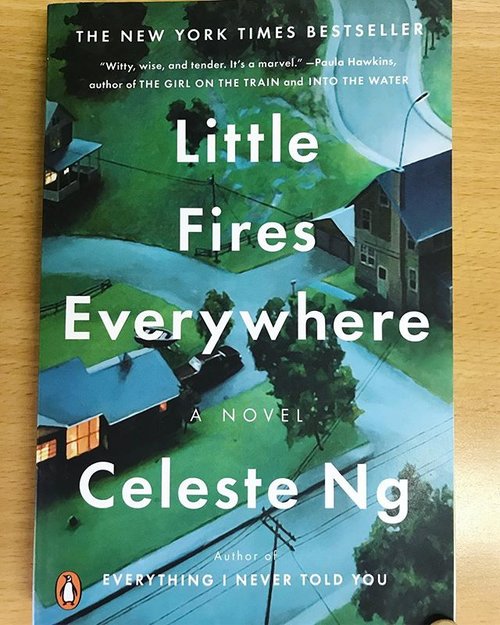 Reading Material 📘📘📘 “Little Fires Everywhere” have you read it ? this book named a best book of the year in fiction categories by Goodreads in 2017, so excited 💙💙 #book #bookworm #novel #littlefireseverywhere #celesteng #bookstagram #bookoftheday #clozetteid #clozetteambassador #instagram #instadaily