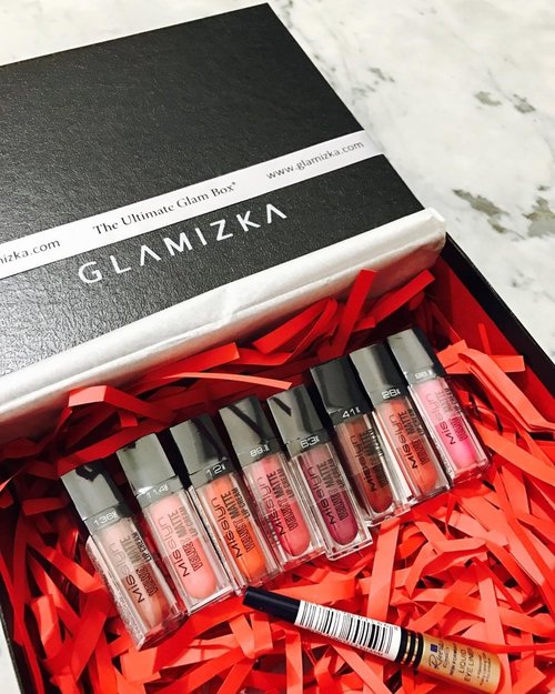 Thank You Glamizka for sending me these beautiful babies ❤️❤️❤️❤️❤️ its Misslyn Velvet Matte Liquid Lipsticks and Rivera Liquid Liner !! i cant wait to try them because they have such a great rave from bloggers out there 😍😍😍 get yours on www.glamizka.com now!!! #saturday #saturdaysurprise #moodbooster #happyweekend #weekend #lipstick #liquidlipstick #mattelipstick #misslyn #misslynid #beautyhampers #glamizka #beautybox #beautyblogger #indonesianbeautyblogger #ibb #clozetteid #makeup #makeupplay #makeuplover #makeupaddict #femaledaily #fdbeauty #instagood #instamood #instagram