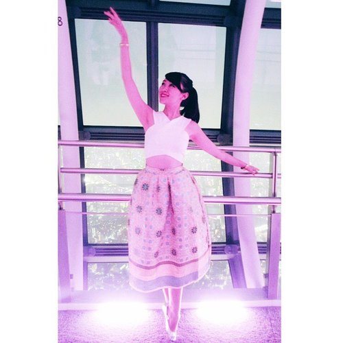 TOKYO SKY TREEI still can do this can you believe? I can standing on pointe.. yes im still a ballerina deep down in my heart LOL.... #me #onpoint #onpointe #ballerina #ballet #songketskirt #songket #croptop #outfitoftheday #ootd #ootdindonesia #ootdindo #clozetters #clozetteambassador #clozetteid #tokyo #tokyoghoul #tokyobanana #tokyoskytree #tokyosky #tokyoskytreetower #tokyostyle #portdebras #styleoftheday #travelgram #travelwithstyle #traveling #travelling #lookbookindonesia