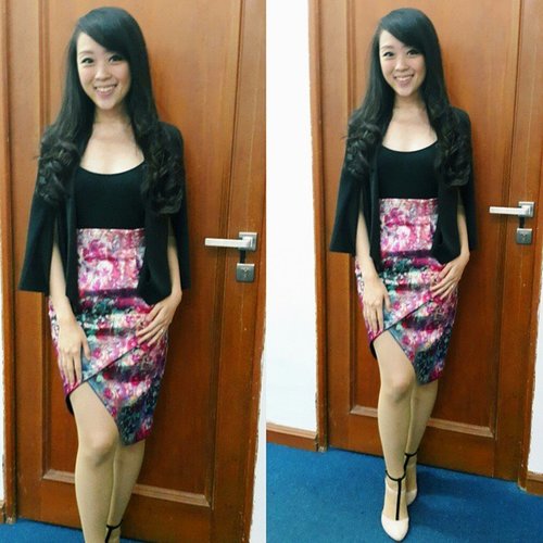 This is my latepost office outfit I know i know.. my office attire can be too trendy or too much sometimes.. but look at those capeblazer from @kivee_ and my favorite skirt from @blooms_idn ! I cant say no to them... it brings color to cheer up my day... :) #me #cotw #colorful #selfie #selfportrait #outfitoftheday #ootd #ootdindo #ootdasean #lookbook #lookbookbkk #lookbookindonesia #streetstyle #styleoftheday #style #styles #clozetteid #clozetteambassador #clozette #igstyle #instastyle