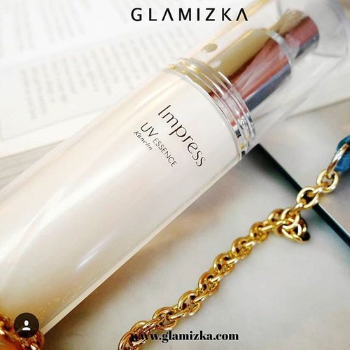 Kanebo Impress UV Essence A.
A highly functional serum for daytime use that protects the skin from daily exposure to UV rays with SPF30.PA++ while caring for the damage of the skin.
.
Shop now at www.glamizka.com
Also at Line / Whatsapp 08170035333 .
#kanebo #kaneboid #kaneboimpress #impress #uvessence #original#beautyneeds #femaledailynetwork #clozetteid #makeup #cosmetic #glamizka #glamizkaindonesia #makeup #cosmetic #beautyonlineshop #trusted #beautystore #freeshipping #beautyblogger #beautytipsandtricks #beautyatyourfingertips #theultimateglambox