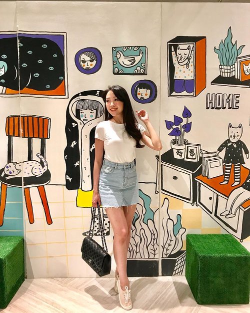 Another day of : plain shirt + mini skirt + pink sneakers day... Btw, if im looking for a place with the creative background like this.. where should i go? #ootd #ootdindo #casual #casualoutfit #looks #outfit #ootdasean #look #lookbook #lookbookindonesia #lookbooklookbook #instastyle #styles #style #stylish #styleblogger #indonesianbeautyblogger #ibb #loveit #likeit #instapic #potd #pictureoftheday #clozetteid #clozetteambassador
