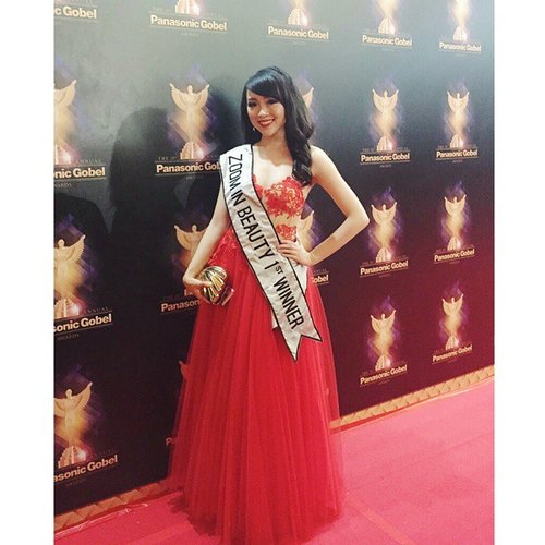 I got so many supports and love from people around me tonight... become a Zoom In Beauty winner is a BIG gift for me this year.. so tonight is a privillege to attend this event with panasonic.... thank you :) @idpanasonic @panasonicbeautyid

Dress by @marettamarli

#me #selfie #redcarpet #reddress #redlover #panasonicbeauty #panasonic #panasoniczoominbeauty3 #zoominbeauty #zoominbeauty3 #panasonicgobelawards #panasonicgobelawards2015 #clozetteambassador #clozetteid #lookbook #lookbookindonesia #ootdindo