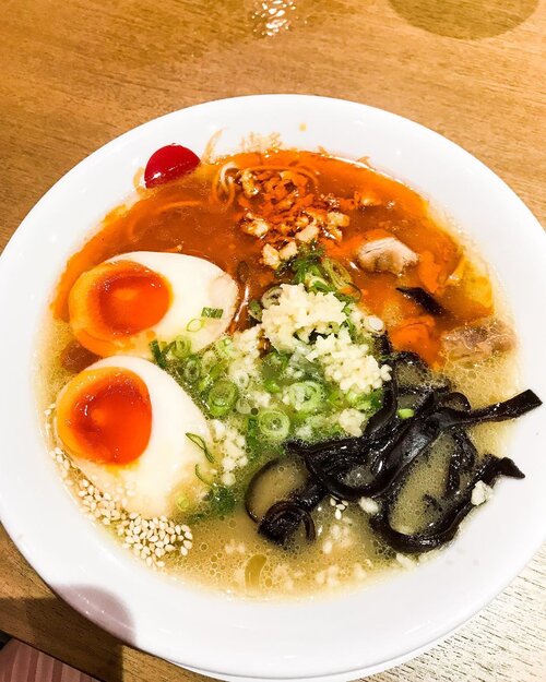 Tamtam Chicken Ramen and Karage 🍜 #ramen #chickenramen #tamtamramen #japaneseramen #chickenkaraage #karage #japanesefood #instafood #japanesefood #clozetteid