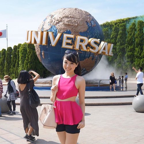 lookin forward to go there again ❤️❤️❤️ Universal Studio Osaka is one place i missed the most because they also have the Harry Potter World ☄️ #uss #universalstudio #universalstudioosaka #osaka #japan #travel #travelblogger #travelling #travelstyle #clozetteid